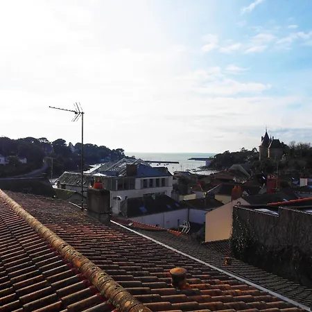 A Vue Vieux Port Et Chateau Apartamento